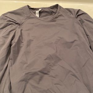 Lululemon long sleeve grey top with puff sleeves.